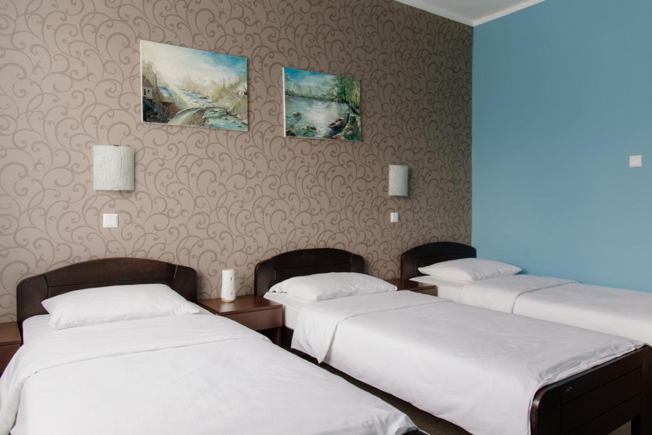 Hotel Drinska Lasta Ljubovija エクステリア 写真